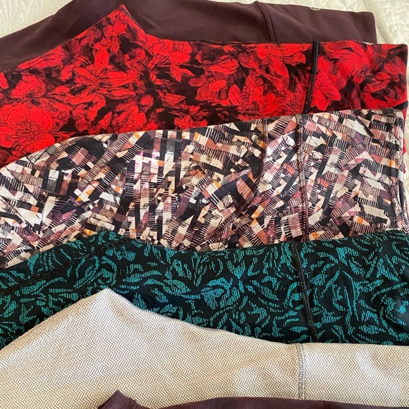 Lululemon 3/4 crop legging - Picture 3 of 3